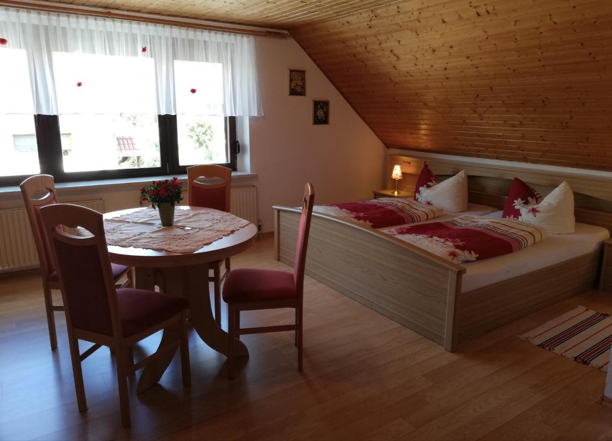 Am Waldrand Spreewald Hotel Burg  Buitenkant foto